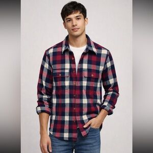 Abercrombie & Fitch Men’s Small Plaid Flannel Shirt Red Navy Button Up